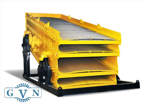 triple-deck-vibrating-screen1